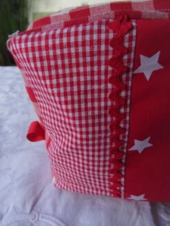 Trousse De Toilette Pour Enfants En Patchwork De Vichy , étoiles , Rouge Et Blanche , Doublé , Cadeau Noël ; -Papeterie Boutique product 635f6f4f9c358 3