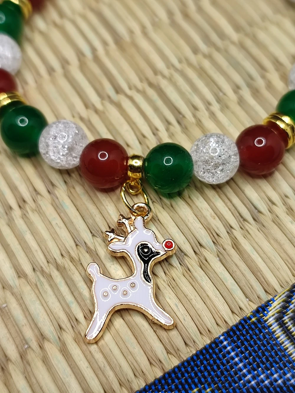 Bracelets De Noël, Cadeau De Noël, Bracelets En Jade Verte, Cornaline Rouge Et Cristal Craquelé, Modèle Renne 2 Bracelets De Noël, Cadeau De Noël, Bracelets En Jade Verte, Cornaline Rouge Et Cristal Craquelé, Modèle Renne – Image 2