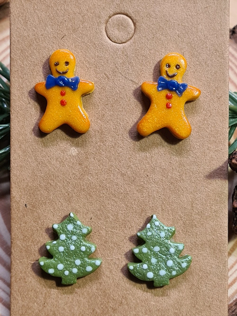 Lot De Deux Paires De Puces D'oreille De Noël En Fimo / Bijoux Gourmands En Fimo 5 Lot De Deux Paires De Puces D'oreille De Noël En Fimo / Bijoux Gourmands En Fimo – Image 5